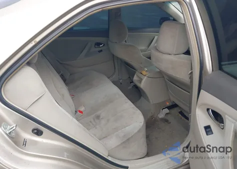 2007 Toyota Camry Le z USA, uszkodzony, nr VIN 4T1BE46K57U729054